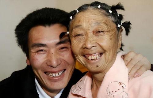 云南男网红吃瓜事件真相,揭秘背后真相与反思